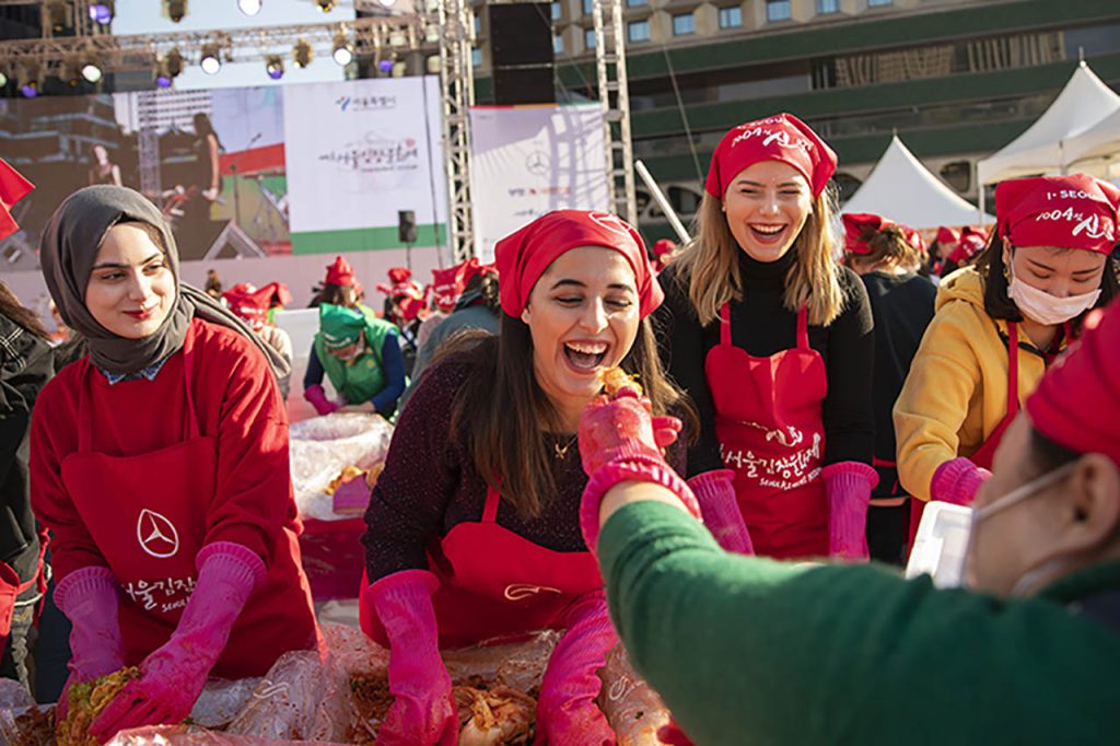 เทศกาลกิมจิโลกกวางจู Gwangju World Kimchi Festival (광주세계김치축제)